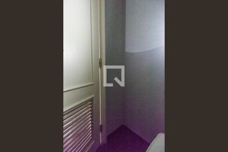 Apartamento à venda com 284m², 4 quartos e 4 vagas Apartamento à venda com 284m², 4 quartos e 4 vagasLavabo