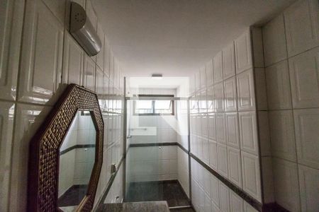 Apartamento à venda com 284m², 4 quartos e 4 vagas Apartamento à venda com 284m², 4 quartos e 4 vagasBanheiro