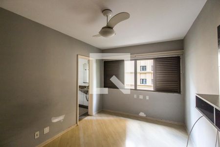 Apartamento à venda com 284m², 4 quartos e 4 vagas Apartamento à venda com 284m², 4 quartos e 4 vagasSuíte 2