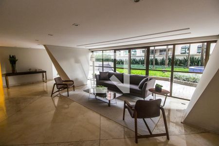 Apartamento à venda com 284m², 4 quartos e 4 vagas Apartamento à venda com 284m², 4 quartos e 4 vagasEntrada