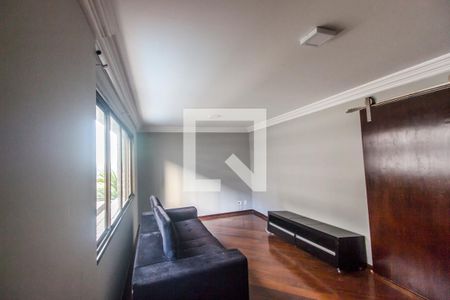 Apartamento à venda com 284m², 4 quartos e 4 vagas Apartamento à venda com 284m², 4 quartos e 4 vagasSala de TV