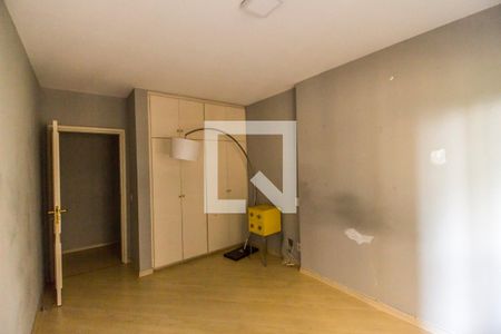 Apartamento à venda com 284m², 4 quartos e 4 vagas Apartamento à venda com 284m², 4 quartos e 4 vagasQuarto 4