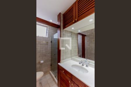 Apartamento à venda com 119m², 2 quartos e 1 vaga Apartamento à venda com 119m², 2 quartos e 1 vagaBanheiro Social