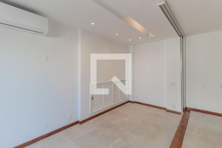 Apartamento à venda com 119m², 2 quartos e 1 vaga Apartamento à venda com 119m², 2 quartos e 1 vagaSuíte - Cobertura