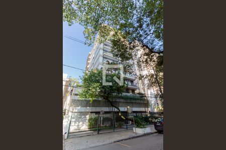 Apartamento à venda com 119m², 2 quartos e 1 vaga Apartamento à venda com 119m², 2 quartos e 1 vagaFachada
