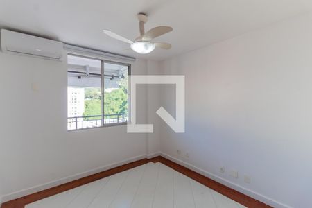 Apartamento à venda com 119m², 2 quartos e 1 vaga Apartamento à venda com 119m², 2 quartos e 1 vagaQuarto 1