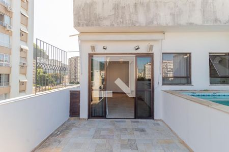 Apartamento à venda com 119m², 2 quartos e 1 vaga Apartamento à venda com 119m², 2 quartos e 1 vagaTerraço cobertura