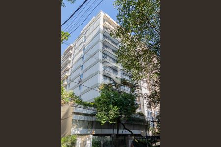 Apartamento à venda com 119m², 2 quartos e 1 vaga Apartamento à venda com 119m², 2 quartos e 1 vagaFachada