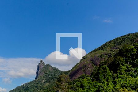 Apartamento à venda com 119m², 2 quartos e 1 vaga Apartamento à venda com 119m², 2 quartos e 1 vagaVista