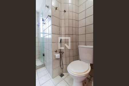 Apartamento à venda com 119m², 2 quartos e 1 vaga Apartamento à venda com 119m², 2 quartos e 1 vagaBanheiro da Suíte