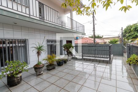 Casa à venda com 356m², 5 quartos e 4 vagasQuintal