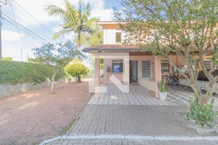 Casa de condomínio para alugar com 72m², 2 quartos e 1 vaga Casa de condomínio para alugar com 72m², 2 quartos e 1 vagaFachada