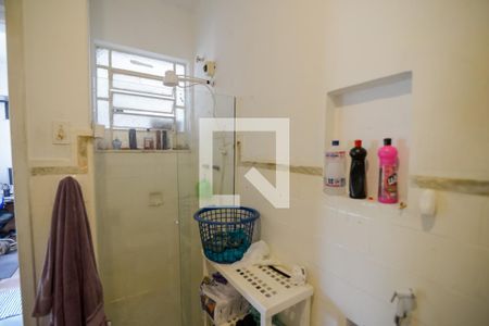 Casa à venda com 260m², 5 quartos e 2 vagas Casa à venda com 260m², 5 quartos e 2 vagasBanheiro 2