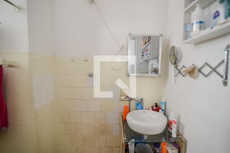 Casa à venda com 260m², 5 quartos e 2 vagas Casa à venda com 260m², 5 quartos e 2 vagasBanheiro da Suíte