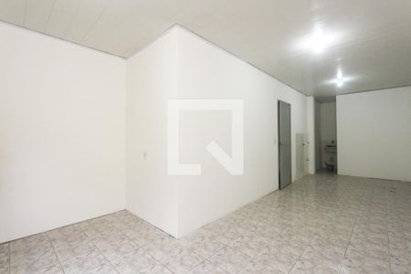 Sala/Quarto de kitnet/studio para alugar com 1 quarto, 30m² em Jardim Itu Sabará, Porto Alegre