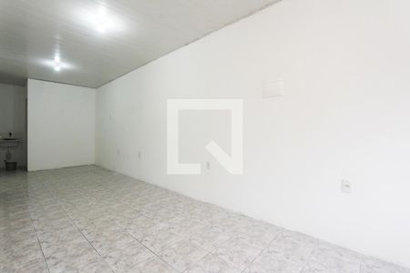 Sala/Quarto de kitnet/studio para alugar com 1 quarto, 30m² em Jardim Itu Sabará, Porto Alegre