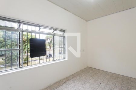 Sala/Quarto de kitnet/studio para alugar com 1 quarto, 30m² em Jardim Itu Sabará, Porto Alegre