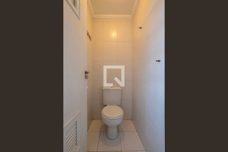 Apartamento à venda com 67m², 2 quartos e 1 vagaÁrea de Serviço - Banheiro