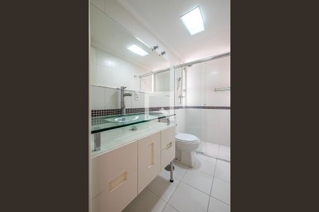 Apartamento à venda com 67m², 2 quartos e 1 vagaBanheiro