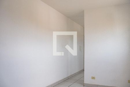 Sala de apartamento para alugar com 2 quartos, 60m² em Vila Curuca, Santo André