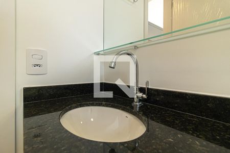 Banheiro de apartamento para alugar com 1 quarto, 25m² em Perdizes, São Paulo