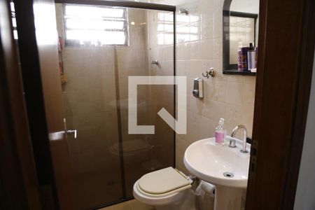 Casa à venda com 278m², 3 quartos e 4 vagasBanheiro Social