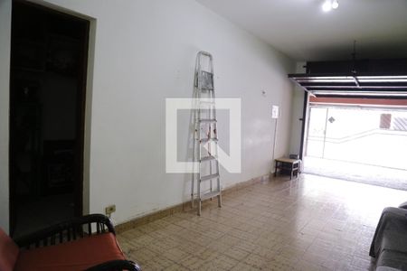 Casa à venda com 278m², 3 quartos e 4 vagasGaragem