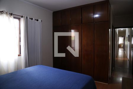 Casa à venda com 278m², 3 quartos e 4 vagasSuíte