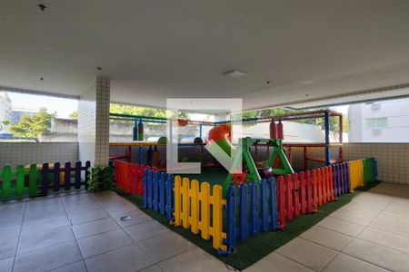 Apartamento à venda com 111m², 4 quartos e 3 vagas Apartamento à venda com 111m², 4 quartos e 3 vagasÁrea Comum - Playground