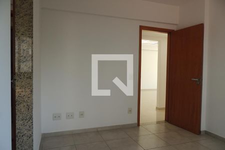 Apartamento à venda com 111m², 4 quartos e 3 vagasQuarto 3 