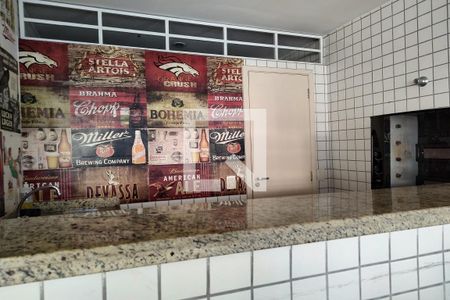 Apartamento à venda com 111m², 4 quartos e 3 vagas Apartamento à venda com 111m², 4 quartos e 3 vagasChurrasqueira