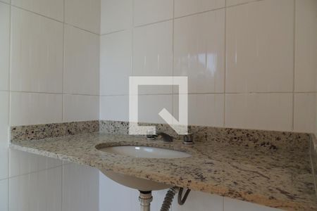 Apartamento à venda com 111m², 4 quartos e 3 vagasBanheiro da Suíte 1