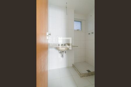 Apartamento à venda com 92m², 3 quartos e 2 vagas Apartamento à venda com 92m², 3 quartos e 2 vagasBanheiro da Suíte