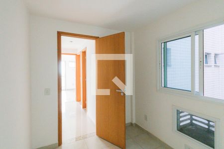 Apartamento à venda com 92m², 3 quartos e 2 vagas Apartamento à venda com 92m², 3 quartos e 2 vagasQuarto 2