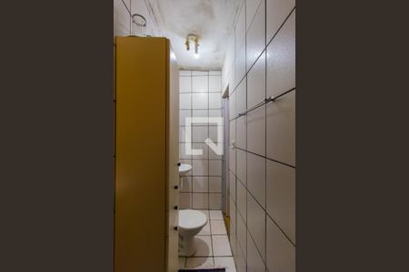 Casa à venda com 105m², 2 quartos e 3 vagas Casa à venda com 105m², 2 quartos e 3 vagasBanheiro - Casa 2