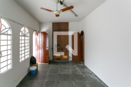 Casa para alugar com 440m², 4 quartos e 4 vagasQuarto extra