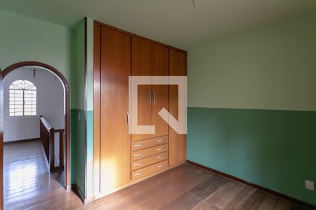 Casa para alugar com 440m², 4 quartos e 4 vagasQuarto 2