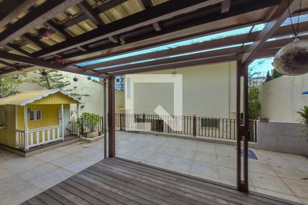 Casa para alugar com 440m², 4 quartos e 4 vagasÁrea externa