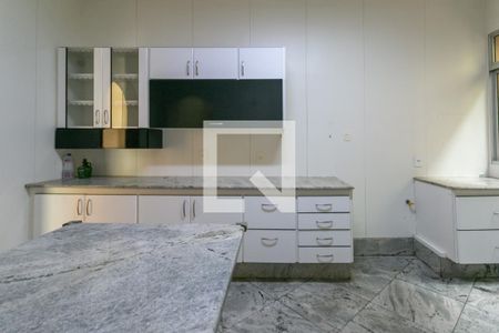 Casa para alugar com 440m², 4 quartos e 4 vagasCozinha