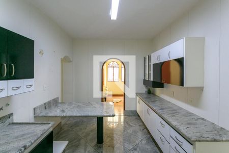 Casa para alugar com 440m², 4 quartos e 4 vagasCozinha