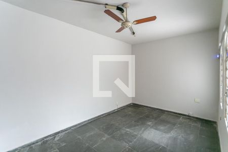 Casa para alugar com 440m², 4 quartos e 4 vagasQuarto extra