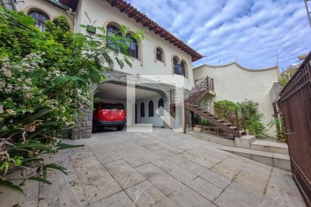 Casa para alugar com 440m², 4 quartos e 4 vagasÁrea externa