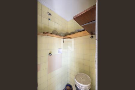 Casa à venda com 121m², 3 quartos e 2 vagas Casa à venda com 121m², 3 quartos e 2 vagasBanheiro de serviço