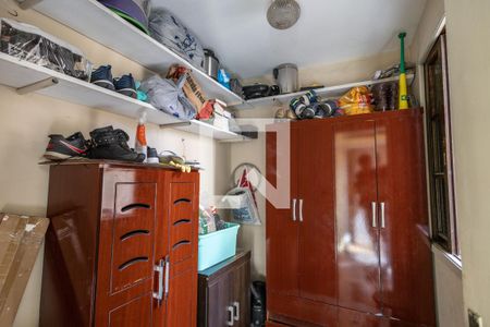 Casa à venda com 121m², 3 quartos e 2 vagas Casa à venda com 121m², 3 quartos e 2 vagasQuarto de Serviço