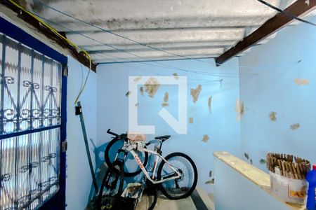 Casa à venda com 70m², 2 quartos e 1 vagaQuarto de Serviço