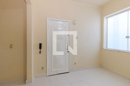 Entrada de apartamento para alugar com 2 quartos, 65m² em São Cristóvão, Rio de Janeiro