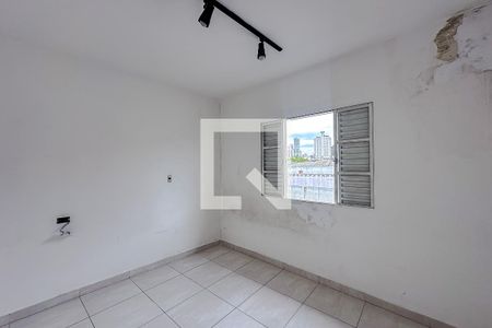 Quarto 2 de casa para alugar com 2 quartos, 110m² em Água Rasa, São Paulo