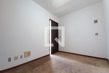 Apartamento à venda com 150m², 4 quartos e 2 vagasQuarto 2