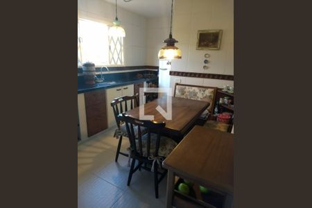 Casa à venda com 148m², 3 quartos e 2 vagas