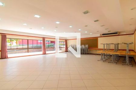 Apartamento à venda com 45m², 1 quarto e 1 vaga Apartamento à venda com 45m², 1 quarto e 1 vagaÁrea comum - Salão de festas